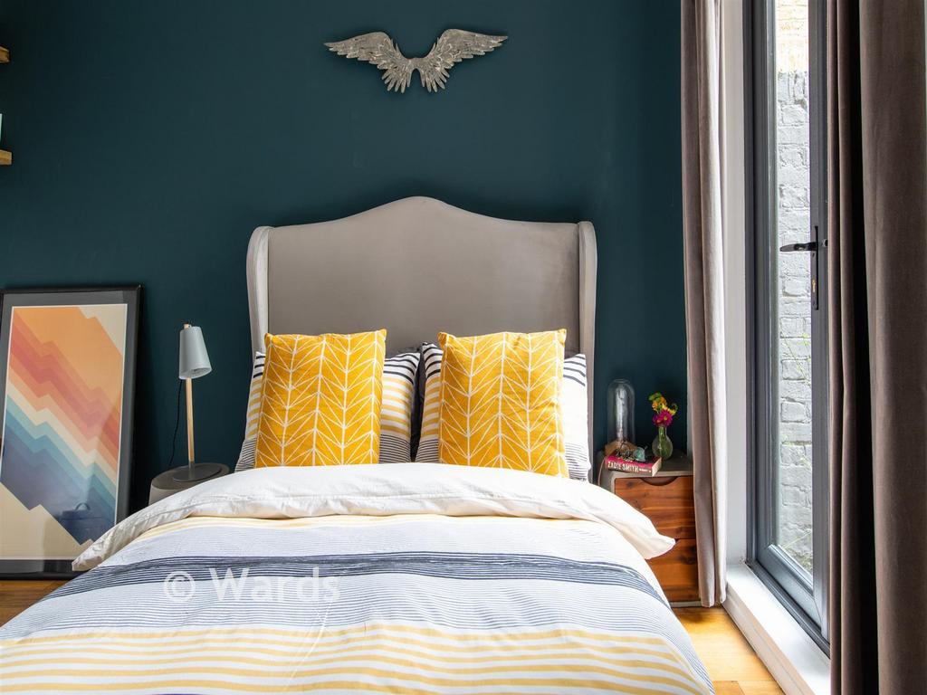 Bed 2
