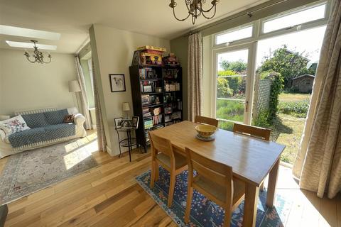 3 bedroom semi-detached house for sale, Heath Road, Salisbury SP2