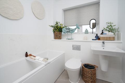 4 bedroom detached house for sale, Plot 70, The Katesbridge at Western Gate, Marlborough Road SN3