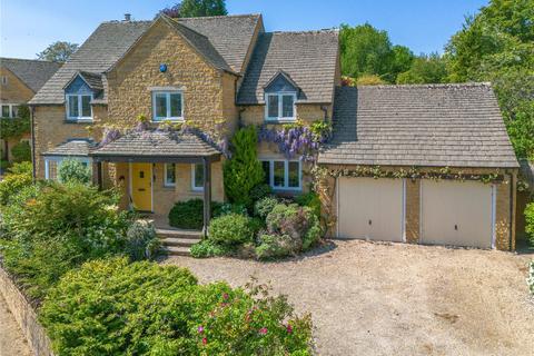 Hollyrose House, 3 The Clementines, Blockley, Moreton-in-marsh, GL56 9ER