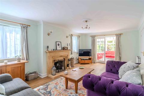 Hollyrose House, 3 The Clementines, Blockley, Moreton-in-marsh, GL56 9ER
