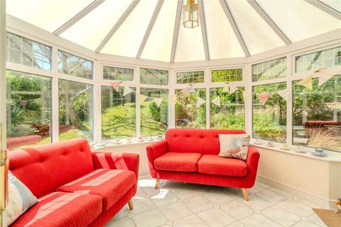 Hollyrose House, 3 The Clementines, Blockley, Moreton-in-marsh, GL56 9ER