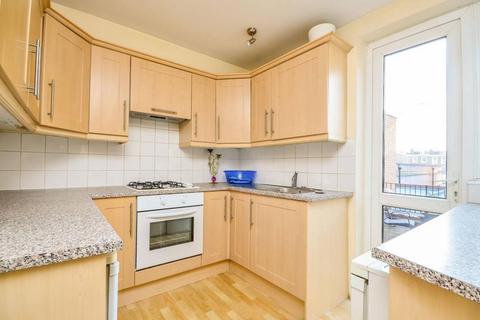 3 bedroom flat to rent, 137 Camden High Street, London NW1