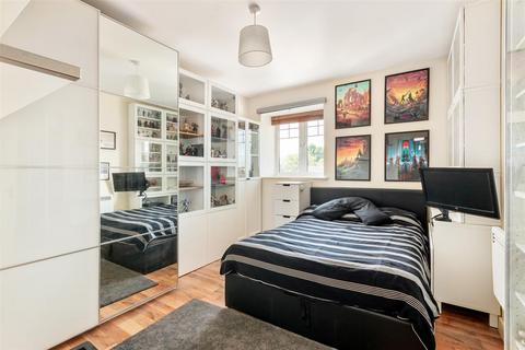 undefined, Schoolgate Drive, Morden SM4