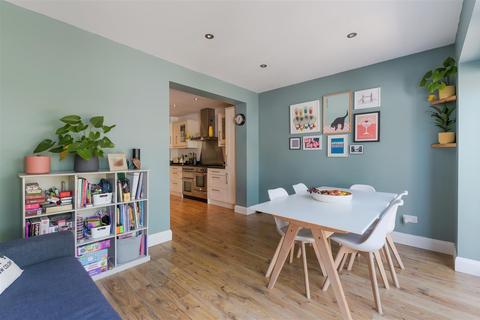 4 bedroom semi-detached house for sale, Manor Green Road, Epsom