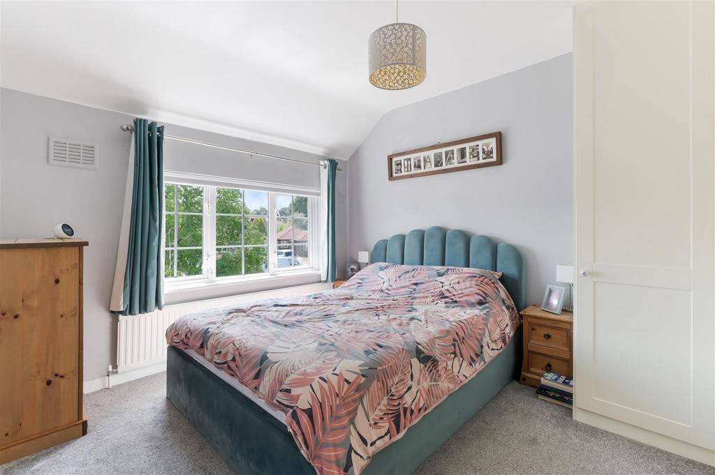 MANOR GREEN ROAD (12).jpg