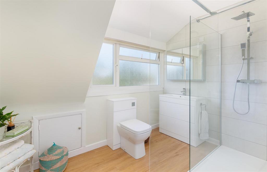 Shower Room En-Suite