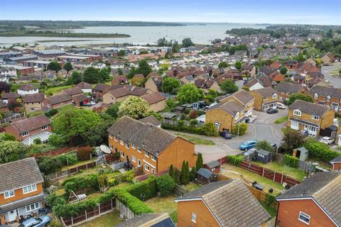 2 bedroom end of terrace house for sale, Barker Close, Lawford, Manningtree