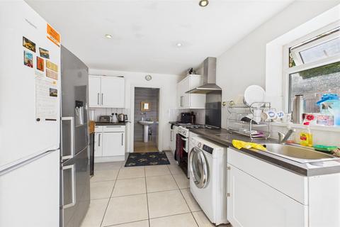 205 Crescent Road, Middlesbrough, TS1 4QX