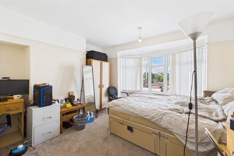 205 Crescent Road, Middlesbrough, TS1 4QX