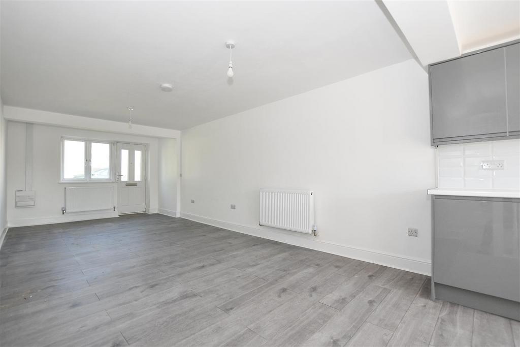 Living Room.jpg