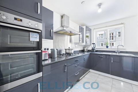 4 bedroom terraced house for sale, Crabapple Road, Tonbridge, Kent, TN9