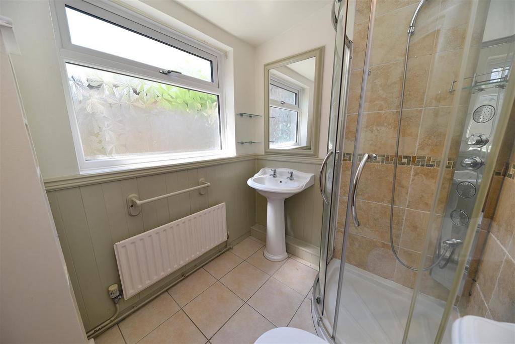 Shower room.JPG