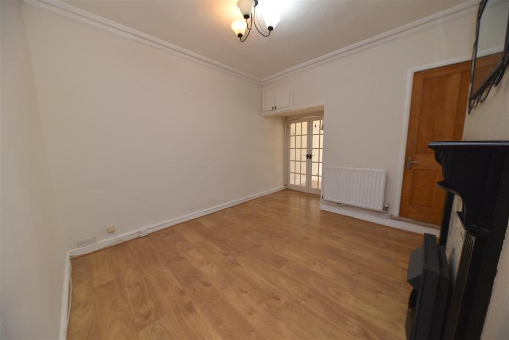 Dining room1.JPG