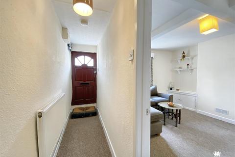 2 bedroom terraced house for sale, Lammas Street, Carmarthen