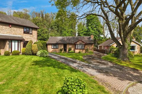2 bedroom detached bungalow for sale, Tall Trees, Hessle, East Riding of Yorkshire, HU13 0LE