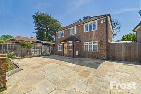 undefined, Queens Way, Feltham, Middlesex, TW13