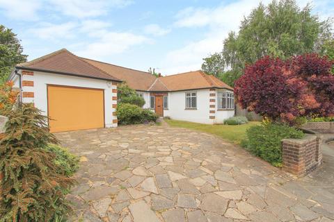 9 Cheviot Close, Sutton, SM2 5SB