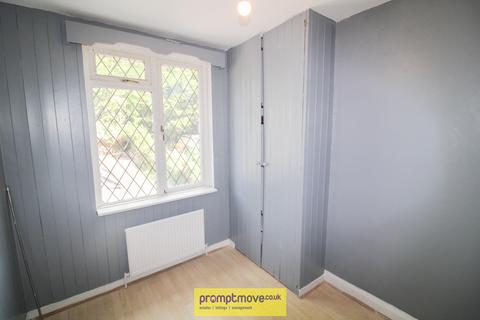 3 bedroom semi-detached house to rent, Runley Road Luton LU1 1TZ