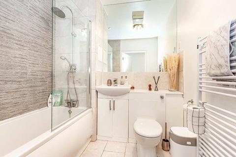 2 bedroom flat for sale, Stanley Road, Harrow HA2