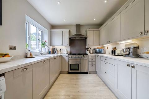 9 Thornton Close, Bideford, EX39 3ND