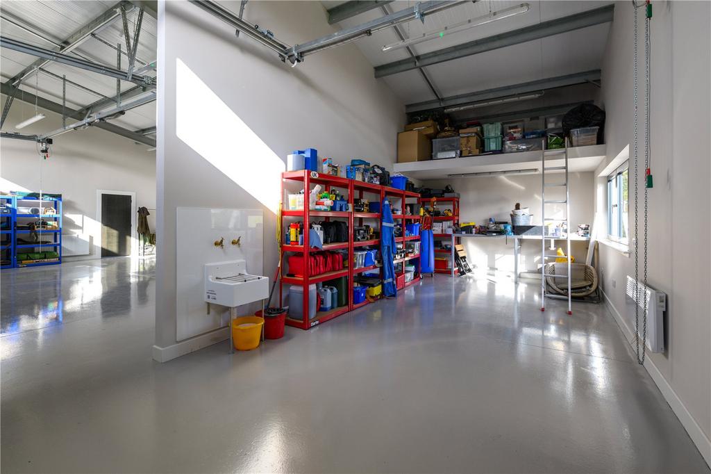Workshop/Garage