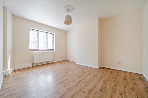 2 bedroom maisonette for sale, Scott Crescent, Erith