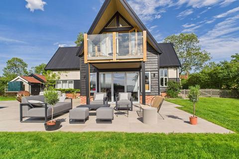 4 bedroom detached house for sale, Sancroft Barn, Stirrup Street, Laxfield