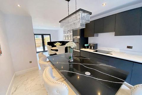 3 bedroom mews for sale, Egerton Mews, Stockton Heath WA4