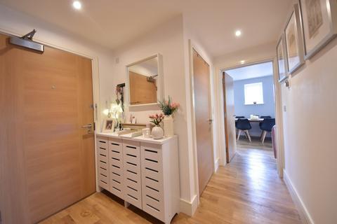 21 Compton Road, Wooburn Green, High Wycombe, HP10 0AW