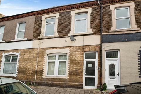 1 bedroom in a house share to rent, Splott Road, CF24