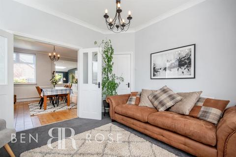 2 Murray Avenue, Farington Moss, Leyland, PR26 6PY