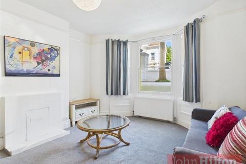 7 bedroom terraced house to rent, Springfield Road, Brighton