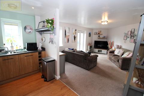 2 bedroom apartment for sale, Prestwood Close, Davyhulme