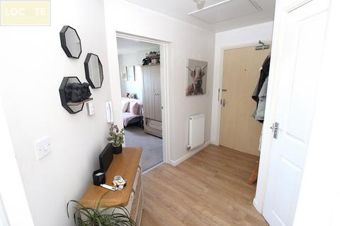 2 bedroom apartment for sale, Prestwood Close, Davyhulme