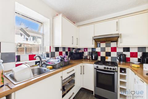 5 Bean Avenue, Blackpool, FY4 3HF