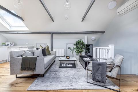 2 bedroom semi-detached house for sale, Beacon Mews, South Road, Weybridge, KT13