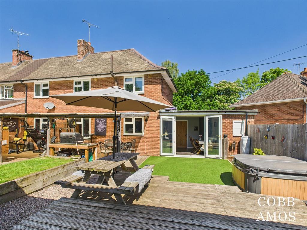 CAM02803 G0-PR0179-STILL056.jpg