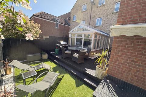 4 bedroom townhouse for sale, Collingsway, Darlington