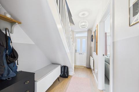3 bedroom semi-detached house for sale, Station Approach, Louth LN11