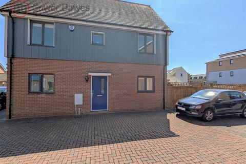 52 Anglia Way, South Ockendon, RM15 5FL