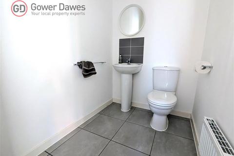 52 Anglia Way, South Ockendon, RM15 5FL