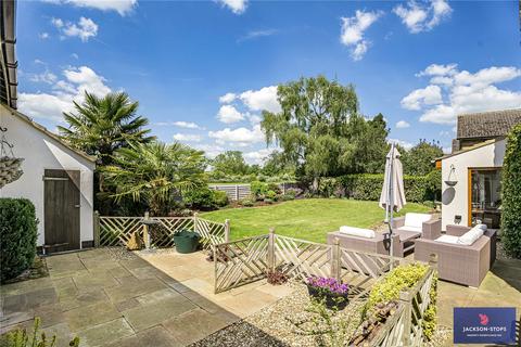 4 bedroom detached house for sale, Upper Heyford, Northampton, NN7