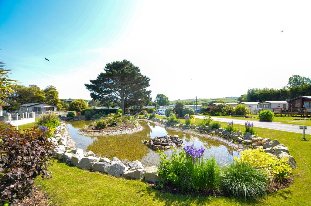 To Book A Viewing Call TPS Lostwithiel on 01208 87