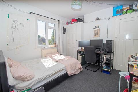 4 bedroom maisonette to rent, Milner Road, Brighton