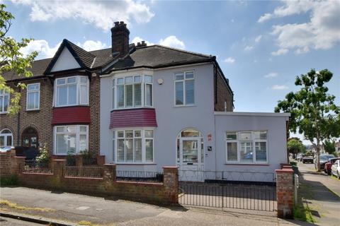 4 bedroom end of terrace house for sale, Thornsbeach Road, Catford, London, SE6