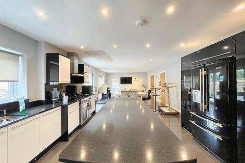 6 bedroom detached house for sale, Blacksmiths Way, Coedkernew, Newport