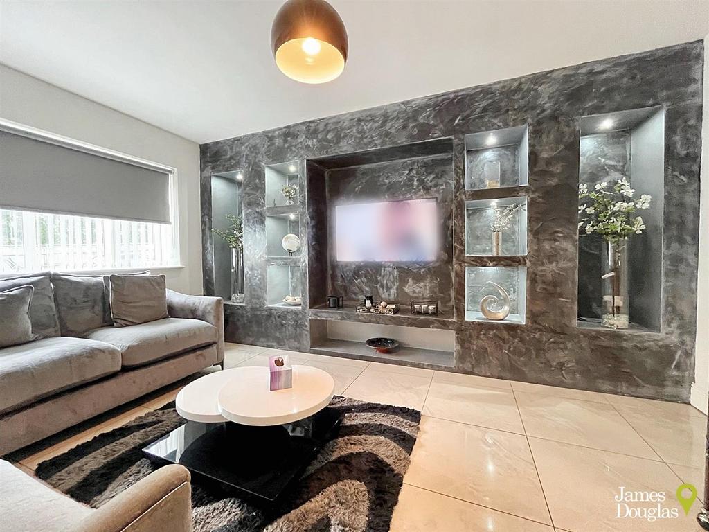 IMG 0489 blurred.jpg