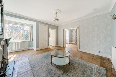 4 bedroom detached house for sale, Crescent Road, Shepperton, TW17