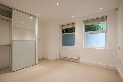 1 bedroom apartment for sale, Market Place, Wokingham, RG40
